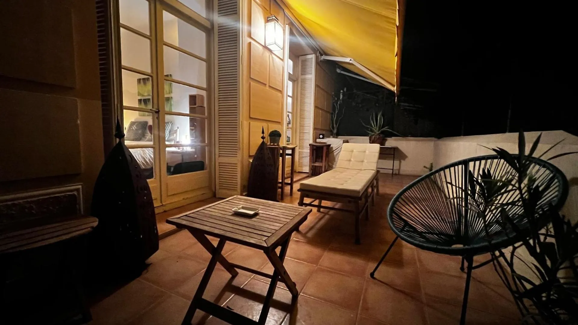 Charmant Appartement 3 Pieces Avec Terrasse - Monaco Ville 150M Du Palais Sur Le Rocher
